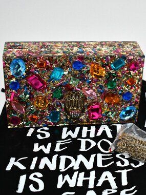Kurt Geiger Crystals Box Novelty Clutch Crossbody Bag #5374969979 NWT